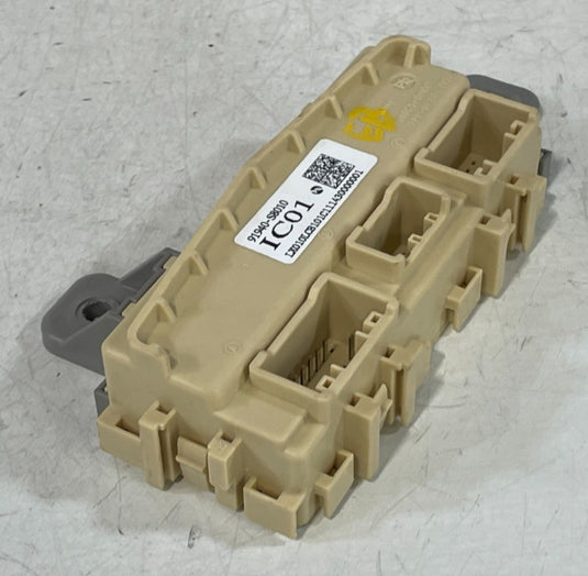 2020-2022 HYUNDAI PALISADE FUSE RELAY CABIN JUNCTION BOX BLOCK MODULE