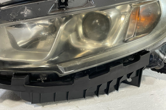 2016-2019 HONDA CIVIC LEFT DRIVER SIDE HALOGEN HEADLIGHT HEADLAMP