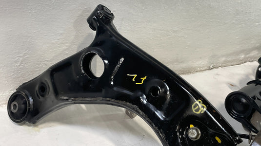 2023-2025 HYUNDAI PALISADE FWD FRONT LEFT SUSPENSION KNEE ASSEMBLY 3.8L