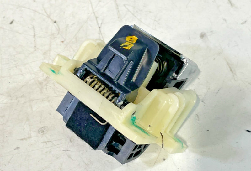 Load image into Gallery viewer, 2023 - 2025 HONDA HR-V FRONT CENTER CONSOLE ARMREST LID COVER LATCH LOCK #103695
