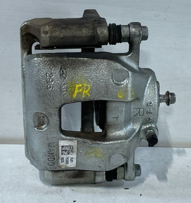 Load image into Gallery viewer, 2019 - 2023 GENESIS G70 RWD FRONT RIGHT PASSENGER SIDE BRAKE CALIPER 2.0L #96787
