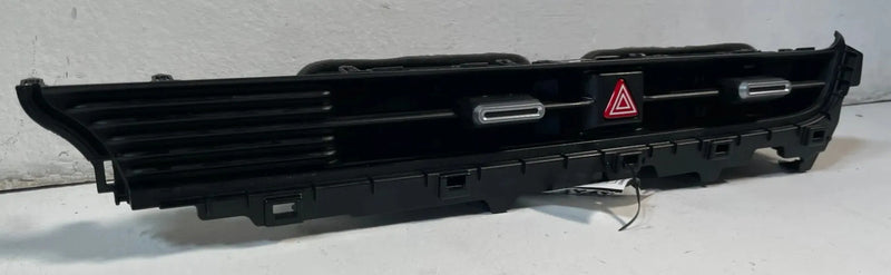 Load image into Gallery viewer, 2022-2025 HYUNDAI IONIQ 5 DASH CENTER AC AIR VENT GRILLE 97410-GI000-LS5 #107226
