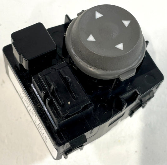 21-23 HYUNDAI ELANTRA FRONT LEFT SIDE DOOR WINDOW MIRROR CONTROL SWITCH 