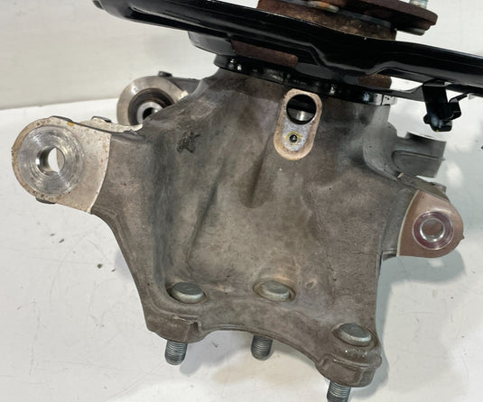 20-25 HYUNDAI PALISADE AWD REAR RIGHT SPINDLE KNUCKLE W/ BEARING HUB