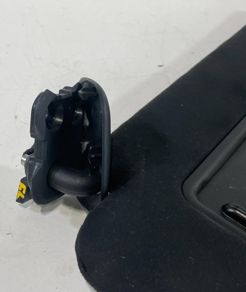 Load image into Gallery viewer, 20-22 HYUNDAI PALISADE FRONT LEFT DRIVER SIDE SUNVISOR SUN VISOR BLACK # 103022

