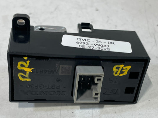 HONDA CIVIC ACCORD REAR LEFT OR RIGHT SIDE DOOR WINDOW SWITCH W/O BEZEL