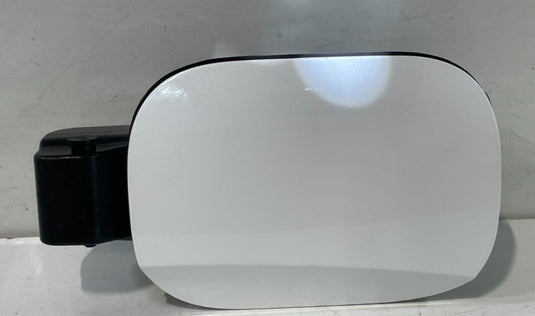 20-22 HYUNDAI PALISADE FUEL TANK FILLER POCKET DOOR LID COVER WHITE (WC9) 103598