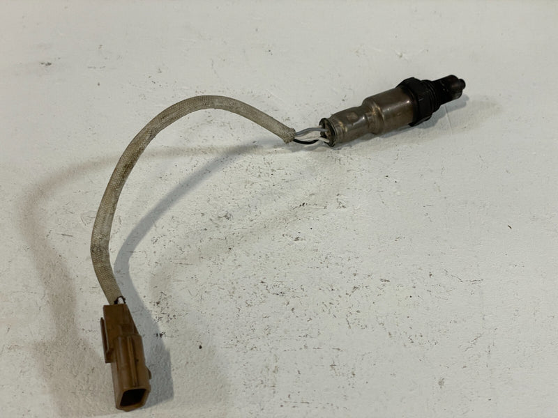 Load image into Gallery viewer, 2016-2020 INFINITI Q50 Q60 LOWER O2 OXYGEN LAMBADA SENSOR DOWNSTREAM OEM # 86523
