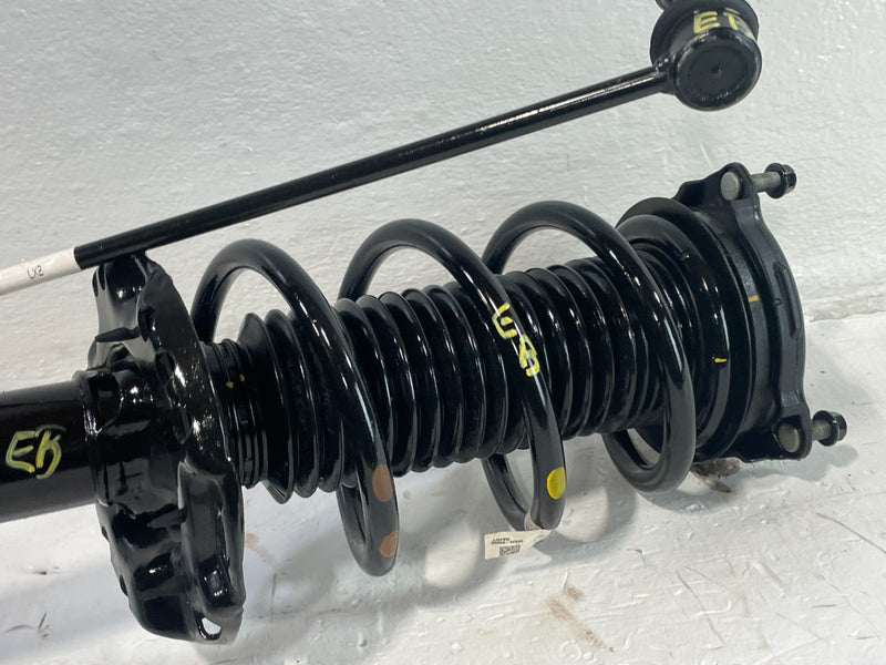 Load image into Gallery viewer, 2023-2025 HYUNDAI PALISADE FWD FRONT LEFT SUSPENSION KNEE ASSEMBLY 3.8L # 104152
