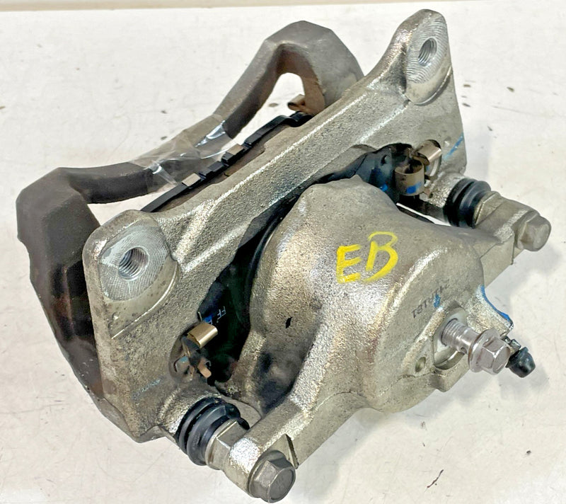 Load image into Gallery viewer, 2019 - 25 TOYOTA CAMRY AVALON RAV4 FRONT LEFT BRAKE CALIPER W/ BRAKE PADS #99448
