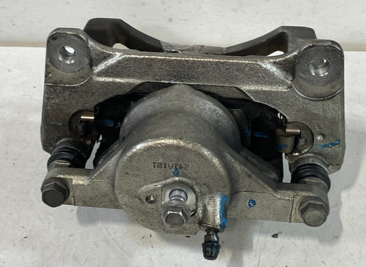 2019 - 25 TOYOTA CAMRY AVALON RAV4 FRONT LEFT BRAKE CALIPER W/ BRAKE PADS