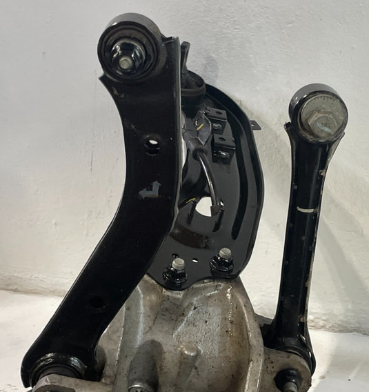 2020-2022 HYUNDAI PALISADE AWD REAR LEFT SUSPENSION KNEE ASSEMBLY 3.8L