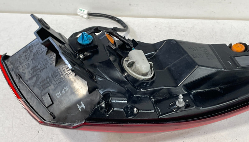 Load image into Gallery viewer, 2017-2023 INFINITI Q50 RIGHT SIDE TAIL LIGHT LAMP QUARTER PANEL MOUNTED # 97875
