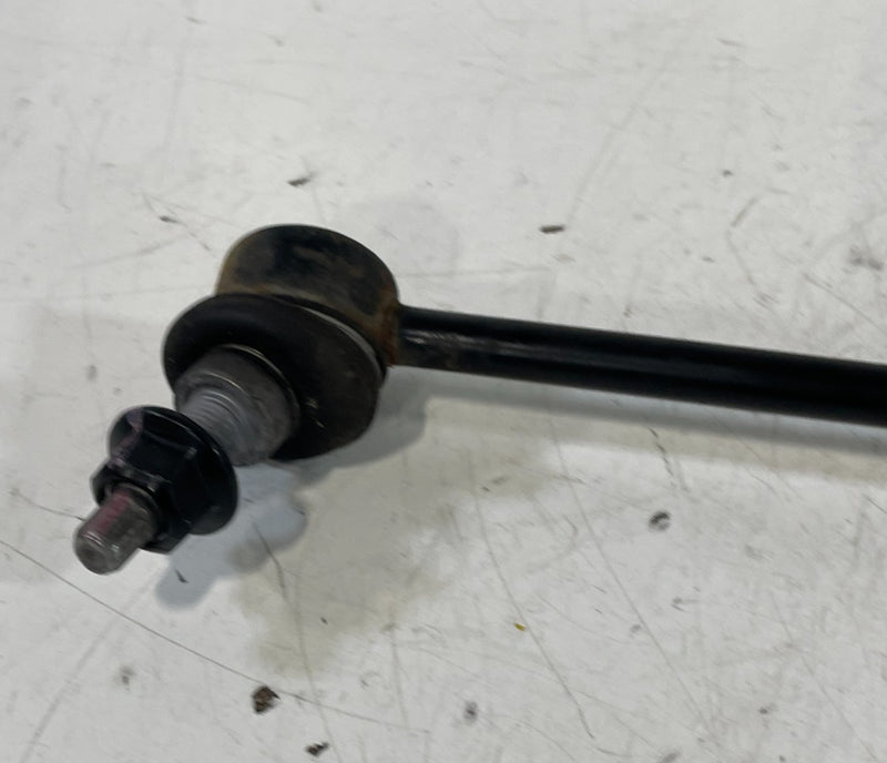 Load image into Gallery viewer, 22-25 HYUNDAI TUCSON FRONT LEFT OR RIGHT STABILIZER SWAY BAR END LINK # 103803
