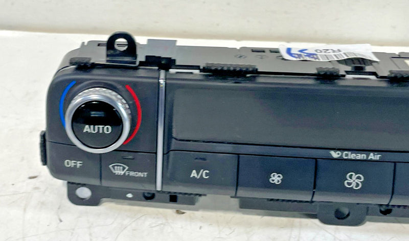 Load image into Gallery viewer, 2020-2022 HYUNDAI PALISADE DASH AC HEATER CLIMATE CONTROL PANEL SWITCH # 103587
