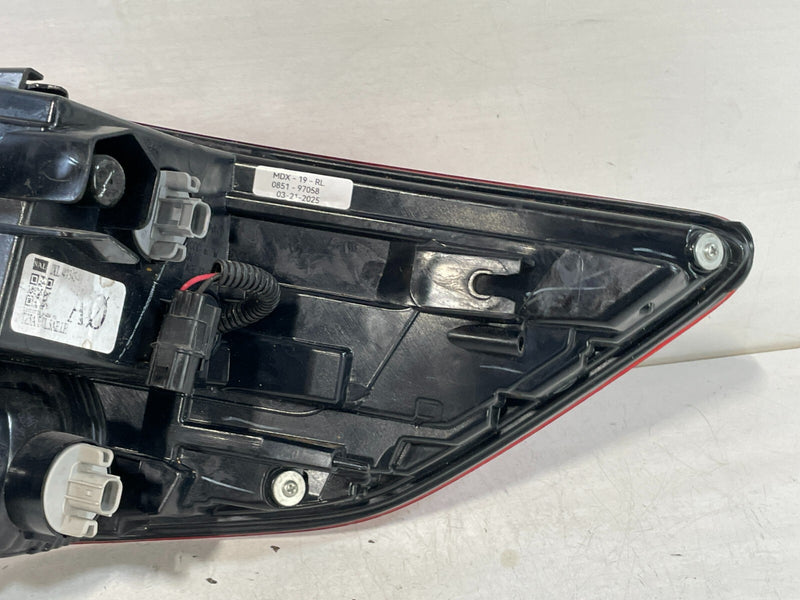 Load image into Gallery viewer, 2014-2020 ACURA MDX REAR LEFT SIDE QUARTER PANEL MOUNTED TAILLIGHT LAMP # 97058
