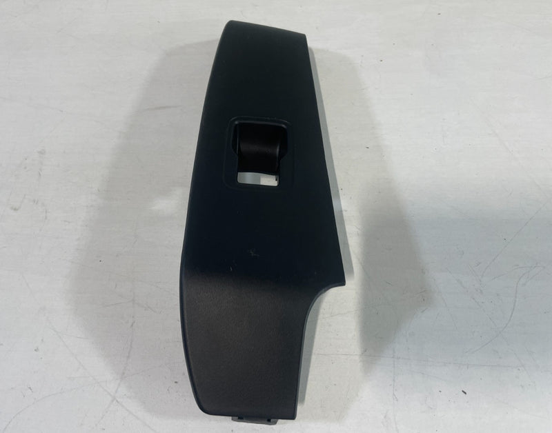 Load image into Gallery viewer, 2023-2025 ACURA INTEGRA REAR LEFT DRIVER SIDE DOOR WINDOW SWITCH BEZEL # 104496

