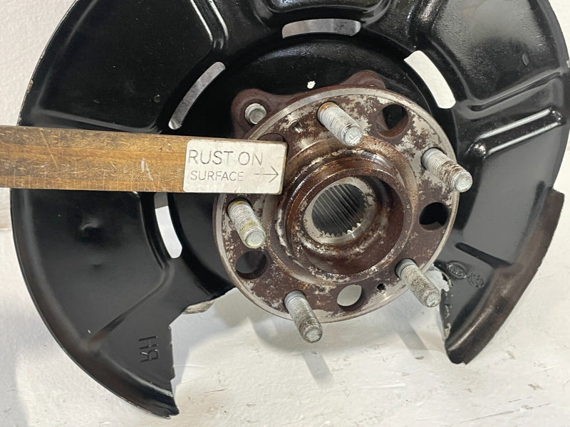 Load image into Gallery viewer, 2020-2025 HYUNDAI PALISADE REAR RIGHT SIDE SPINDLE KNUCKLE W/ BEARING HUB #99238
