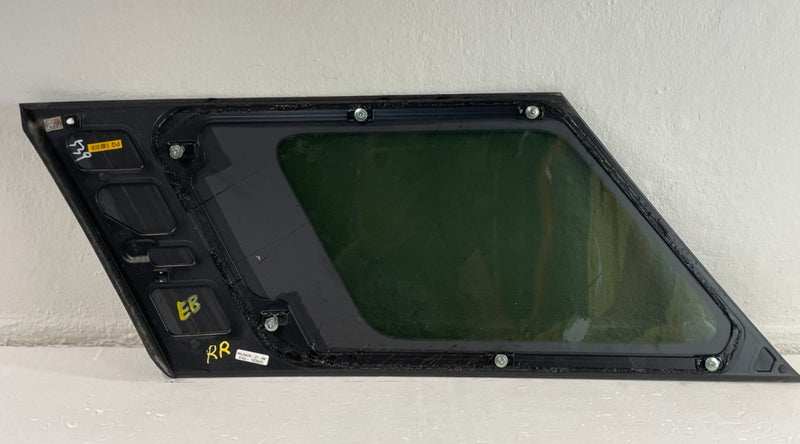 Load image into Gallery viewer, 2020-2025 HYUNDAI PALISADE REAR RIGHT PASSENGER SIDE QUARTER WINDOW GLASS 103624
