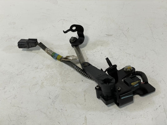 2019 INFINITI QX50 REAR LEFT SIDE HEADLIGHT RIDE HEIGHT LEVEL SENSOR