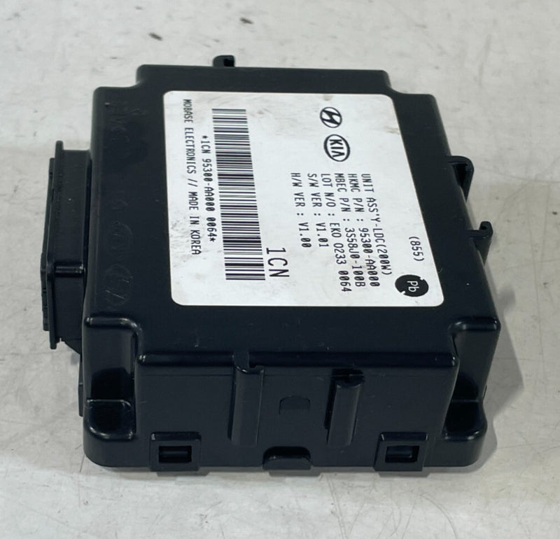 Load image into Gallery viewer, 2021 - 2024 HYUNDAI ELANTRA SE SEDAN LDC CONTROL MODULE 95300-AA000 # 93713
