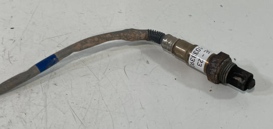 20-25 HYUNDAI PALISADE FRONT RIGHT UPPER EXHAUST LAMBDA O2 OXYGEN SENSOR 103339D