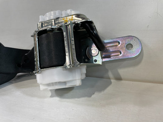 2022-2025 HONDA CIVIC FRONT RIGHT SIDE SEAT BELT RETRACTOR W/ TENSIONER