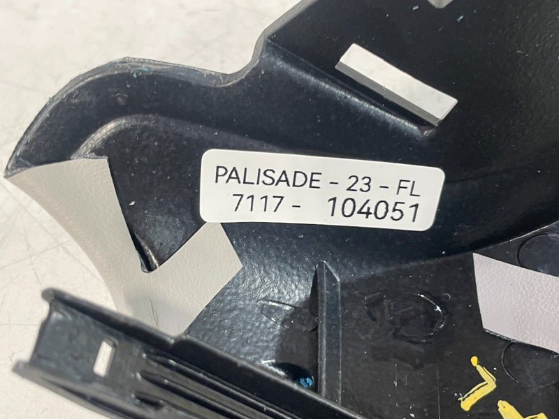Load image into Gallery viewer, 2023 HYUNDAI PALISADE FRONT LEFT SIDE OUTER AC AIR VENT TRIM COVER PANEL #104051
