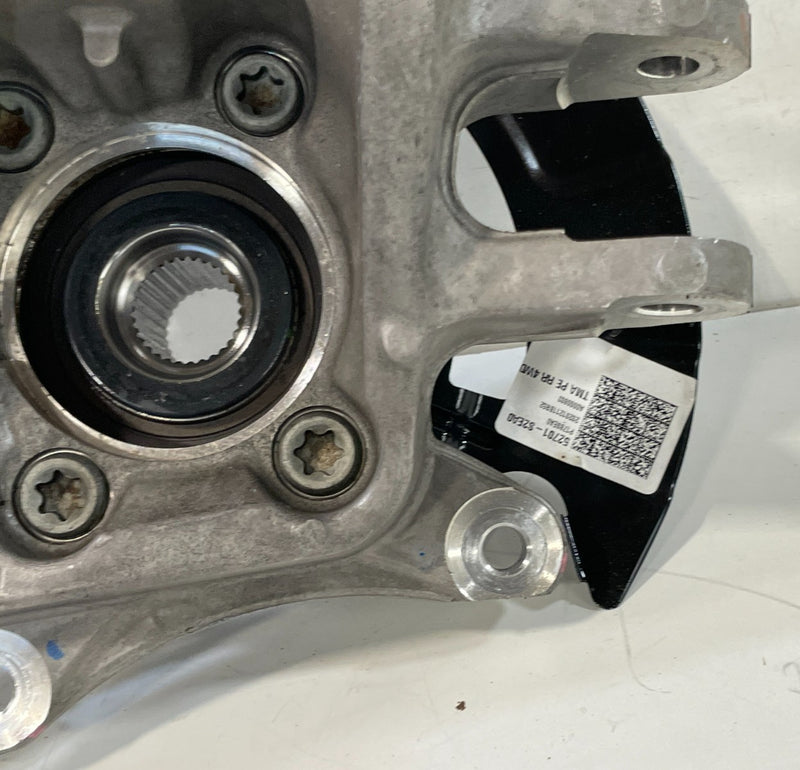Load image into Gallery viewer, 21-23 HYUNDAI SANTA FE AWD REAR RIGHT SIDE SPINDLE KNUCKLE W/ BEARING HUB 101486
