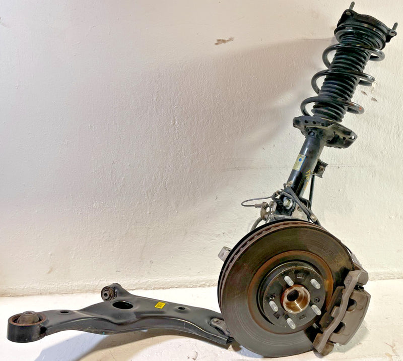 Load image into Gallery viewer, 2023-2025 HYUNDAI PALISADE FWD FRONT RIGHT SUSPENSION KNEE ASSEMBLY 3.8L #105208

