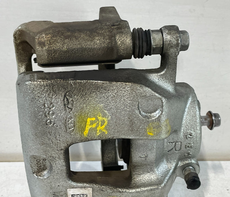 Load image into Gallery viewer, 2019 - 2023 GENESIS G70 RWD FRONT RIGHT PASSENGER SIDE BRAKE CALIPER 2.0L #96787
