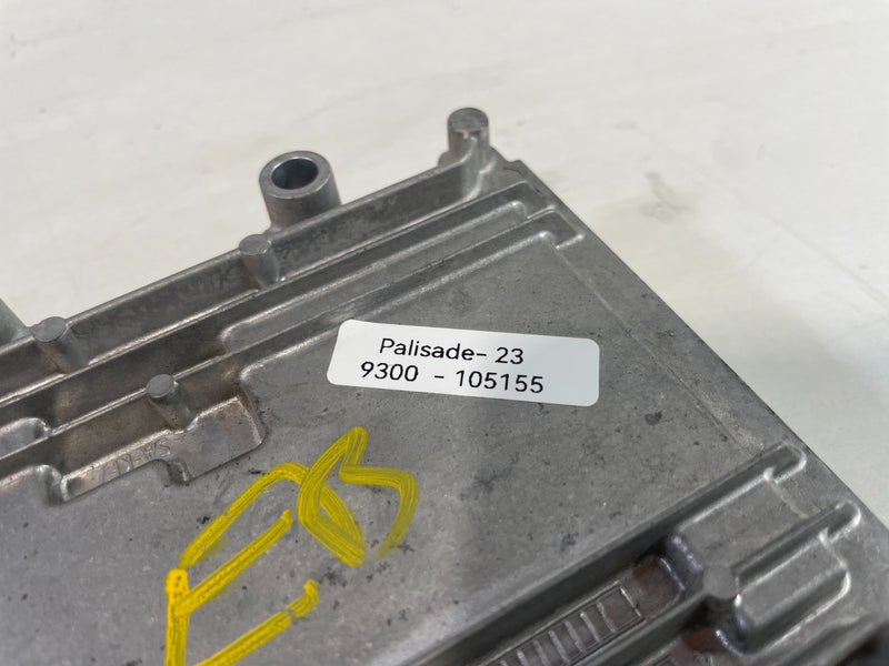 Load image into Gallery viewer, 23-25 HYUNDAI PALISADE SBW AUTOMATIC TRANSMISSION CONTROL MODULE 3.8L # 105155
