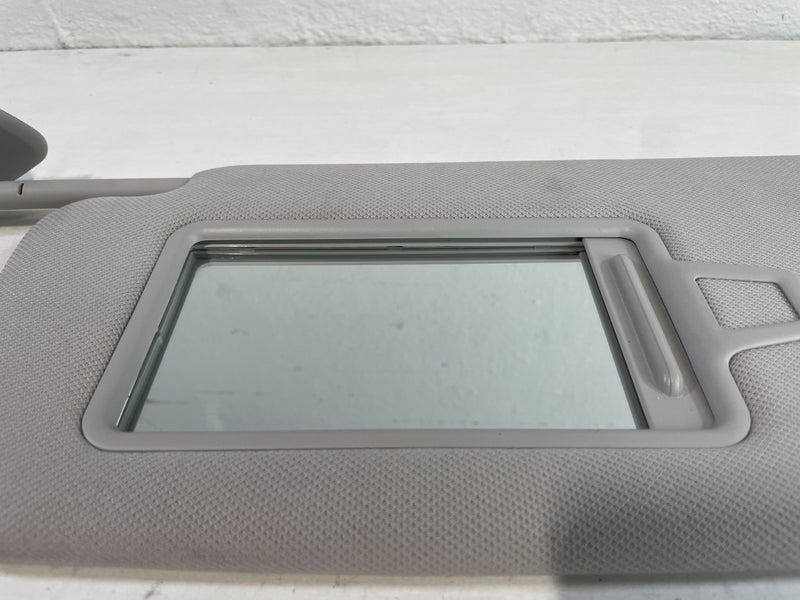 Load image into Gallery viewer, 2020-2025 HYUNDAI PALISADE FRONT LEFT DRIVER SIDE SUNVISOR SUN VISOR # 104156

