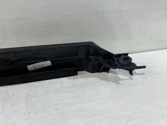 2019 - 2020 INFINITI QX50 FRONT LOWER RADIATOR SUPPORT AIR DEFLECTOR