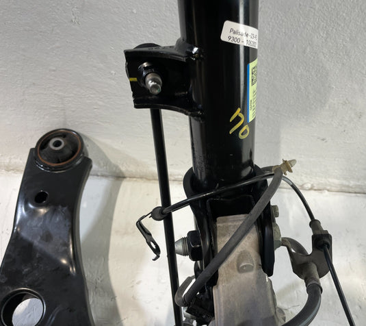2023-2025 HYUNDAI PALISADE FWD FRONT LEFT SUSPENSION KNEE ASSEMBLY 3.8L