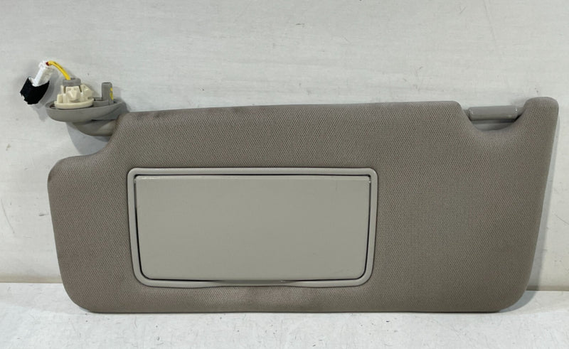 Load image into Gallery viewer, 2023 - 2025 HONDA HR-V EX-L FRONT LEFT DRIVER SIDE SUNVISOR SUN VISOR # 98930
