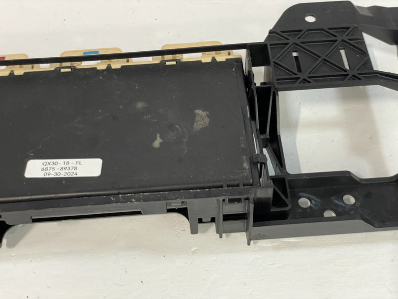 Load image into Gallery viewer, 17-19 INFINITI QX30 FRONT LEFT SIDE POWER SEAT CONTROL MODULE W/ BRACKET # 89378
