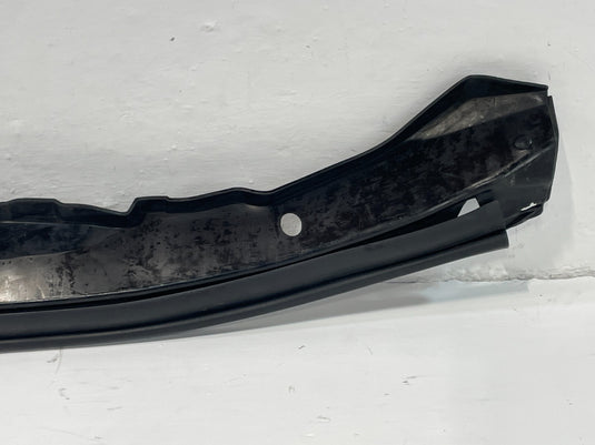 11-19 INFINITI M56 M37 Q70 FRONT LEFT SIDE FENDER SEAL COVER TRIM MOLDING