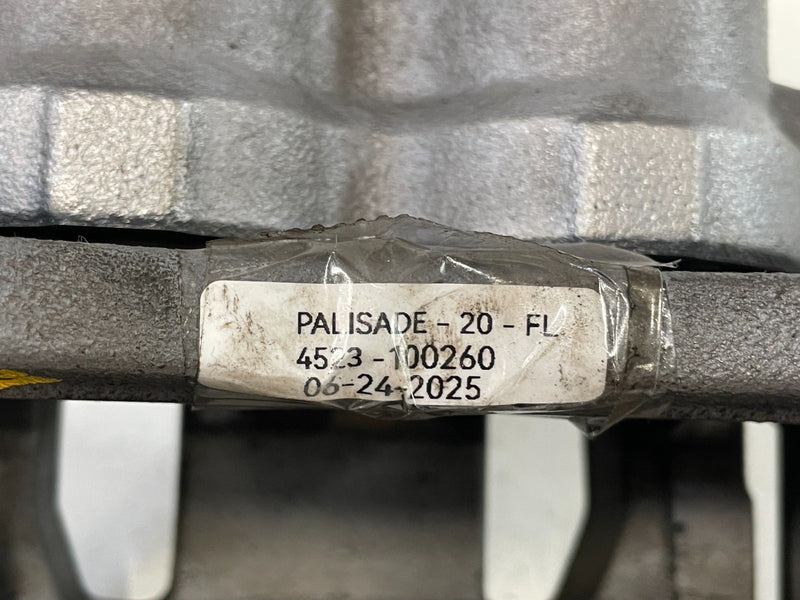 Load image into Gallery viewer, 2020 - 2025 HYUNDAI PALISADE FWD FRONT LEFT DRIVER SIDE BRAKE CALIPER # 100260
