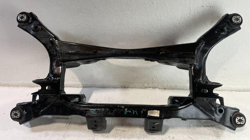 Load image into Gallery viewer, 22-26 HYUNDAI TUCSON AWD REAR SUSPENSION SUBFRAME CROSSMEMBER CRADLE 2.5L 104905
