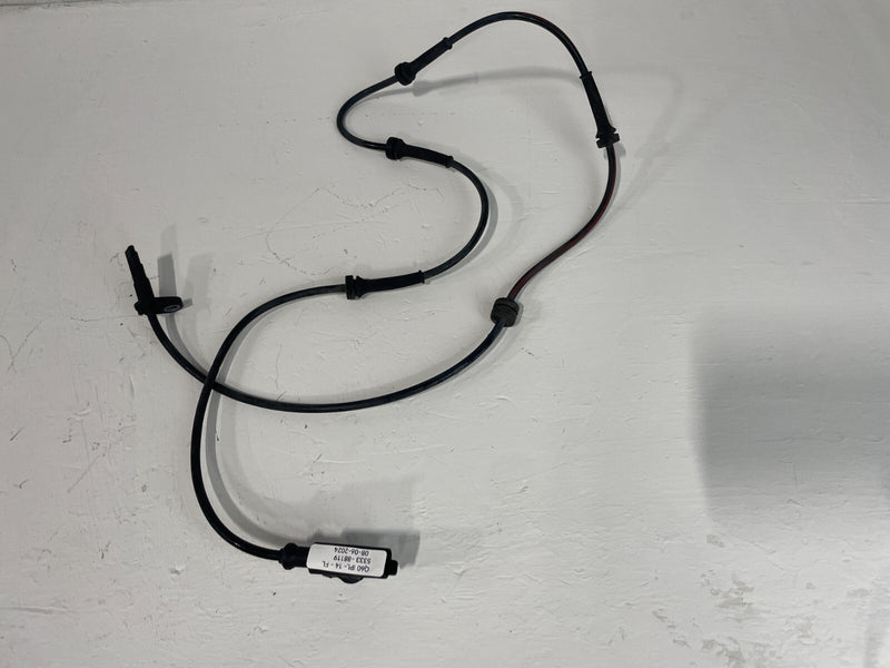 Load image into Gallery viewer, 11-15 INFINITI G25 G37 Q40 Q60 FRONT LEFT/RIGHT ABS WHEEL SPEED SENSOR # 88119ZZ
