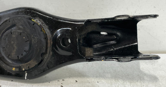 2020-2025 HYUNDAI PALISADE REAR RIGHT SIDE LOWER CONTROL ARM SPRING PERCH 100882