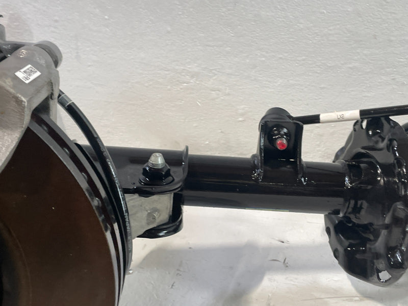 Load image into Gallery viewer, 2023-2025 HYUNDAI PALISADE FWD FRONT LEFT SUSPENSION KNEE ASSEMBLY 3.8L # 104152
