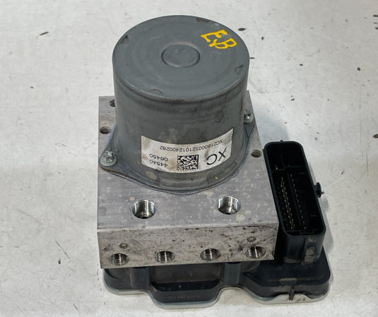 21-24 TOYOTA CAMRY FWD ABS ANTI LOCK BRAKE PUMP CONTROL MODULE UNIT 2.5L