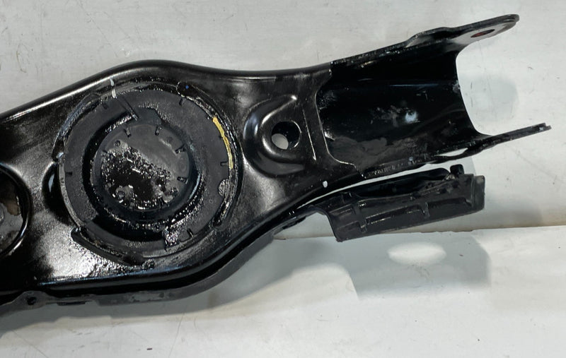 Load image into Gallery viewer, 2020-2025 HYUNDAI PALISADE REAR LEFT SIDE LOWER CONTROL ARM SPRING PERCH #102374
