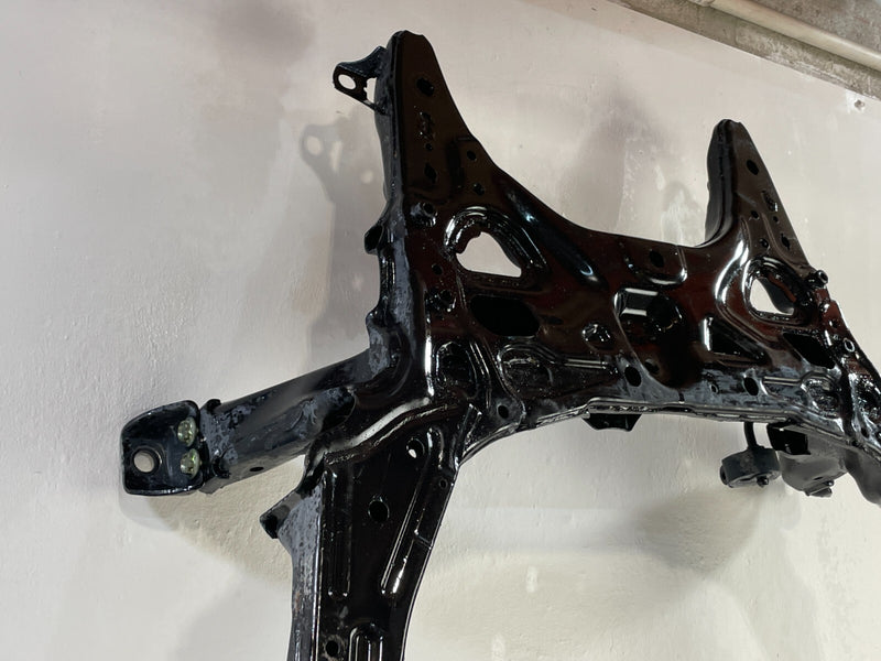 Load image into Gallery viewer, CIVIC HATCHBACK FWD FRONT SUSPENSION SUBFRAME CROSSMEMBER CRADLE 1.5L # 97982
