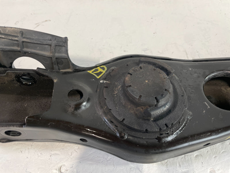 Load image into Gallery viewer, 2021-2023 HYUNDAI SANTA FE REAR LEFT SIDE LOWER CONTROL ARM SPRING PERCH #104436
