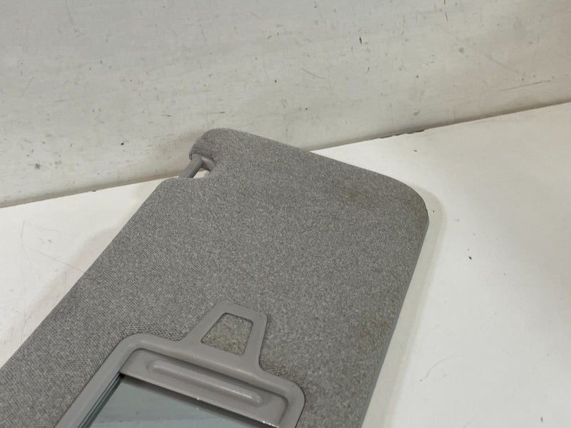 Load image into Gallery viewer, 20-23 HYUNDAI PALISADE FRONT LEFT DRIVER SIDE SUNVISOR SUN VISOR # 102120
