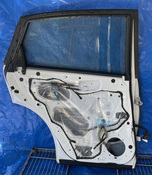 ⭐15-17 INFINITI QX50 REAR LEFT DRIVER SIDE DOOR ASSEMBLY WHITE QAB