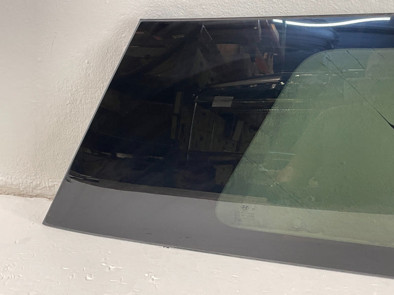 Load image into Gallery viewer, 2020-2025 HYUNDAI PALISADE REAR RIGHT PASSENGER SIDE QUARTER WINDOW GLASS 103624

